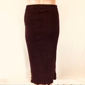 Tiar Bellomo Crepe Skirt  Burgundy Sz L  Fitted
